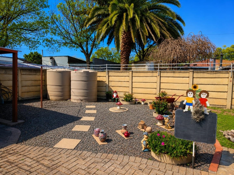 5 Bedroom Property for Sale in Wilgehof Free State